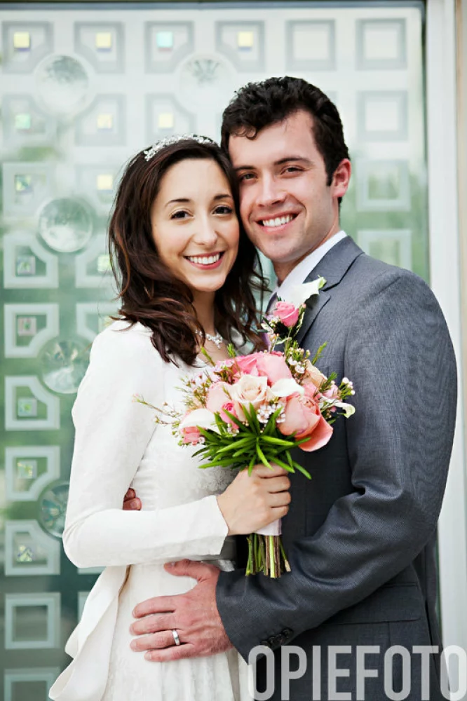 Image of bride and groom in american fork utah
