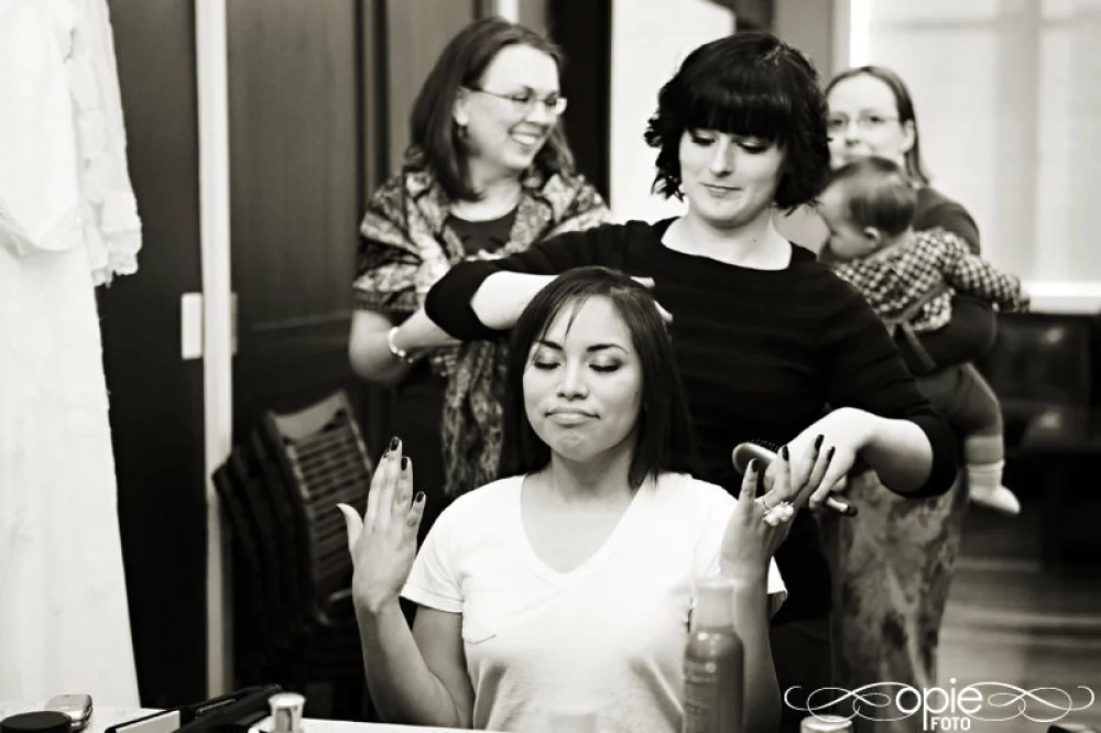 Image of getting ready photos